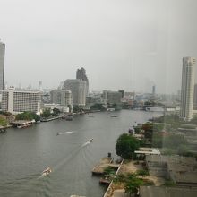 ヒルトンからのチャオプラヤー川