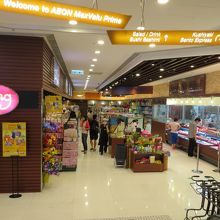 地下１階（１００円ショップ）