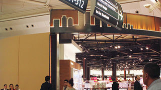 ６時間トランスファーで滞在しましたが