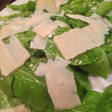 ルッコラのサラダ　イマイチ