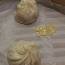 蟹みそ入り小籠包