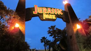 冬はレインコートで水しぶきを防ぐ必要あり