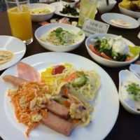 朝食。どれもとても美味しかったです。