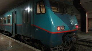 本数は少ないが主要都市を結ぶ