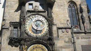 考えた人は偉大ですね。