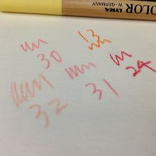 この鉛筆は本当にいいです。番号は色番です。