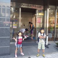 ホテルエントランス