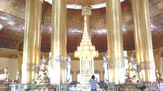 新しい豪華な寺院