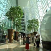 吹き抜けが開放的♪