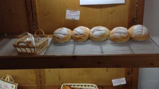 さがレトロ館ベーカリーコーナー
