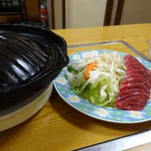 まるまん じんぎす館