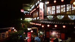 神秘的な夜の九分