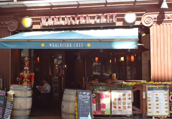 六本木らしいカフェ