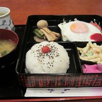 ハムエッグ和朝食