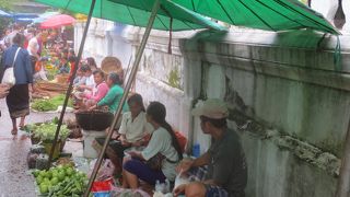 庶民の生活が垣間見れます