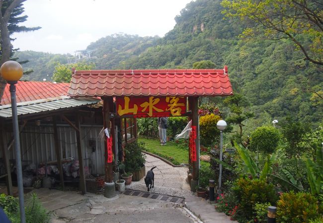 夕日や夜景を見ながらゆったりと時間を過ごせます！！