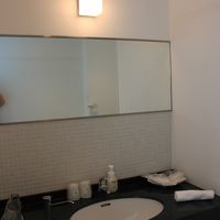広い洗面台〜内風呂とは別になってます。