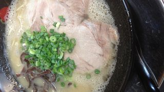 博多ラーメンうまし。