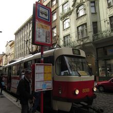 トラム※プラハ城行きとは番号が違います
