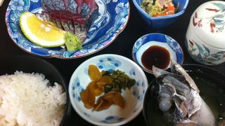 人気店のようです。