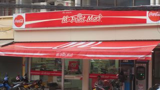 ラオス唯一のコンビニチェーン