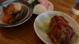 小鉢がたくさん