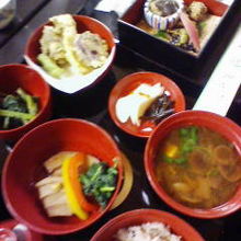 秋はきのこ中心献立。