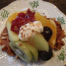 すみれワッフル