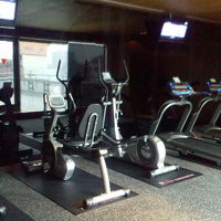 フィットネスジム完備