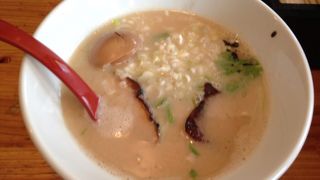 見た目はこってり。コクがあって味わい深い。