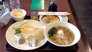 清水駅前のお手頃価格な定食屋