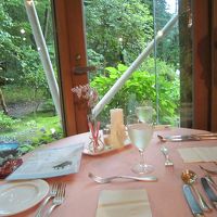 レストランは素敵