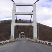 大きな吊り橋