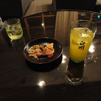 おつまみにドライフルーツ　これもタダです。