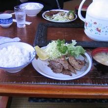 平日ランチ　カルビ定食