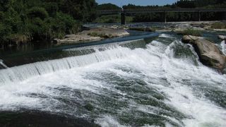 曽木の滝は、九州のナイアガラ。