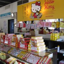 キティちゃんとコラボの長崎カステラ