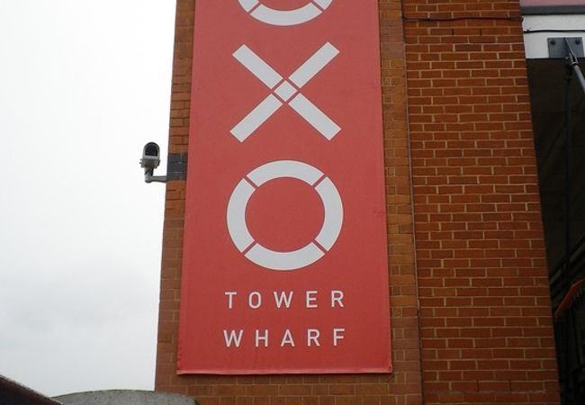 ロンドンのNewスポット、テムズ川遊歩道沿いにあります(Oxo Tower)