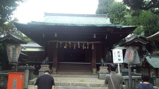 ご利益があるのか、若者多し