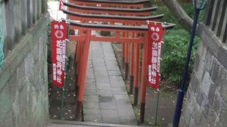 五条天神さまと　同じ入口