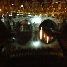 ライトアップされた眼鏡橋