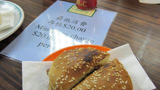 昔ながらのディープな香港カフェ