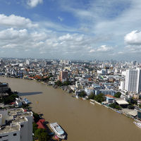 川を一望　バンコク市内も良く見えます