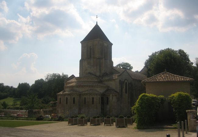 Eglise St Hilaire