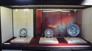 長崎の出島を経由し、遠くヨーロッパまで運ばれた「ＩＭＡＲＩ」