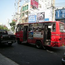 日本じゃ考えられないですね。。。
