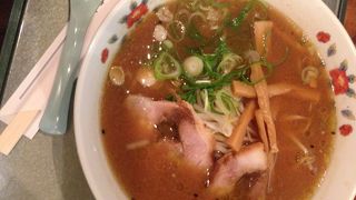 空港の店だから仕方ないのかな…味に不満はなかったけど