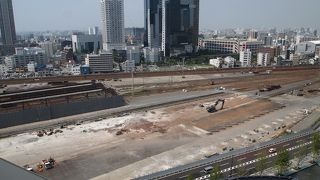 グランフロント大阪の展望スペースからよく見える