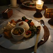 ナシ・チャンプル