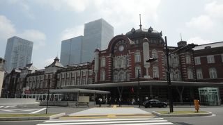 東京新駅舎の周辺は見所多し♪